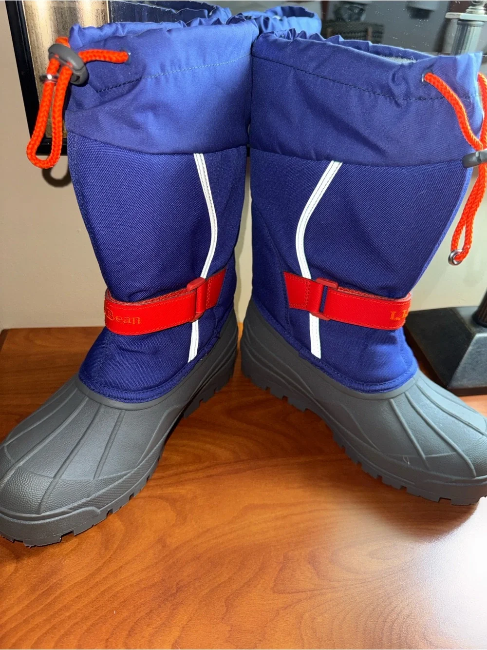 L.L. Bean Northwood Kids Insulated Snow Boots, Purple. Kids size 4. New.